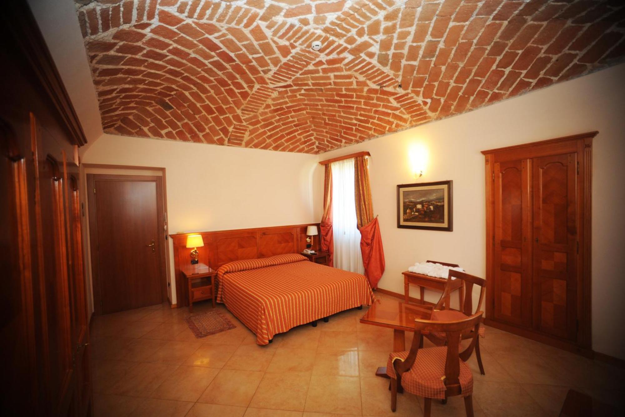 Hotel Acqui & Centro Benessere Acqui Terme Εξωτερικό φωτογραφία